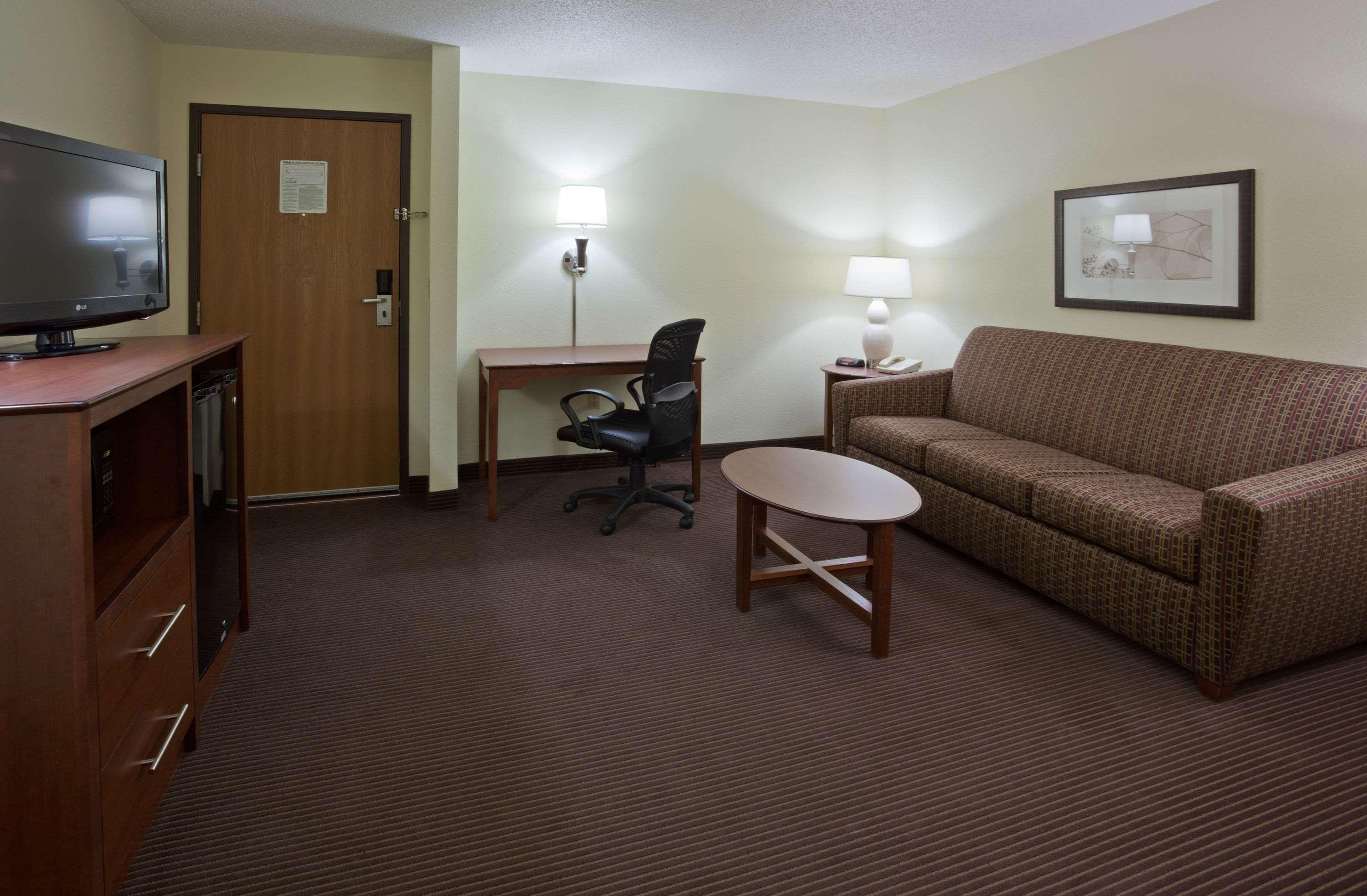 Americinn By Wyndham Bismarck Dış mekan fotoğraf