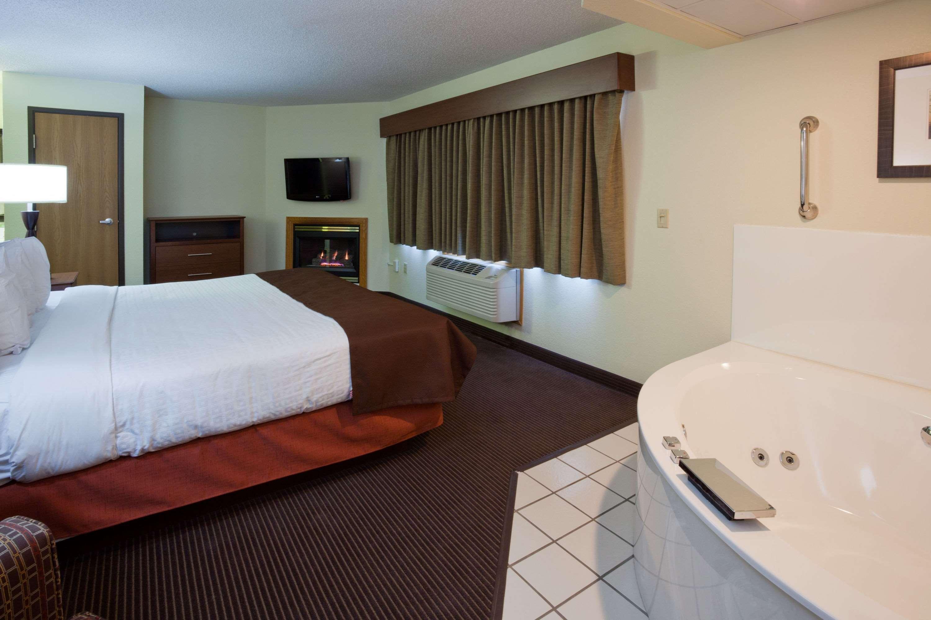 Americinn By Wyndham Bismarck Dış mekan fotoğraf